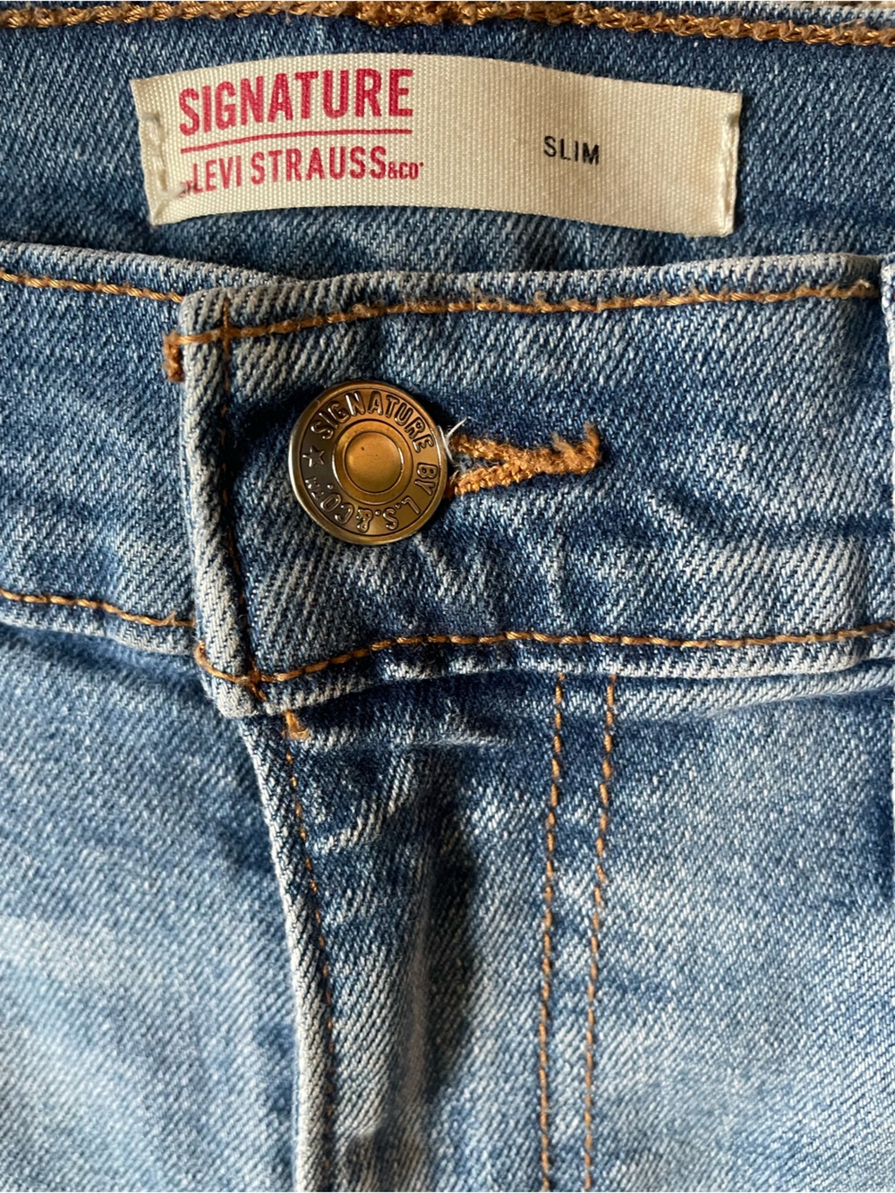 Signature Levi Strauss Slim Jeans - Light Blue